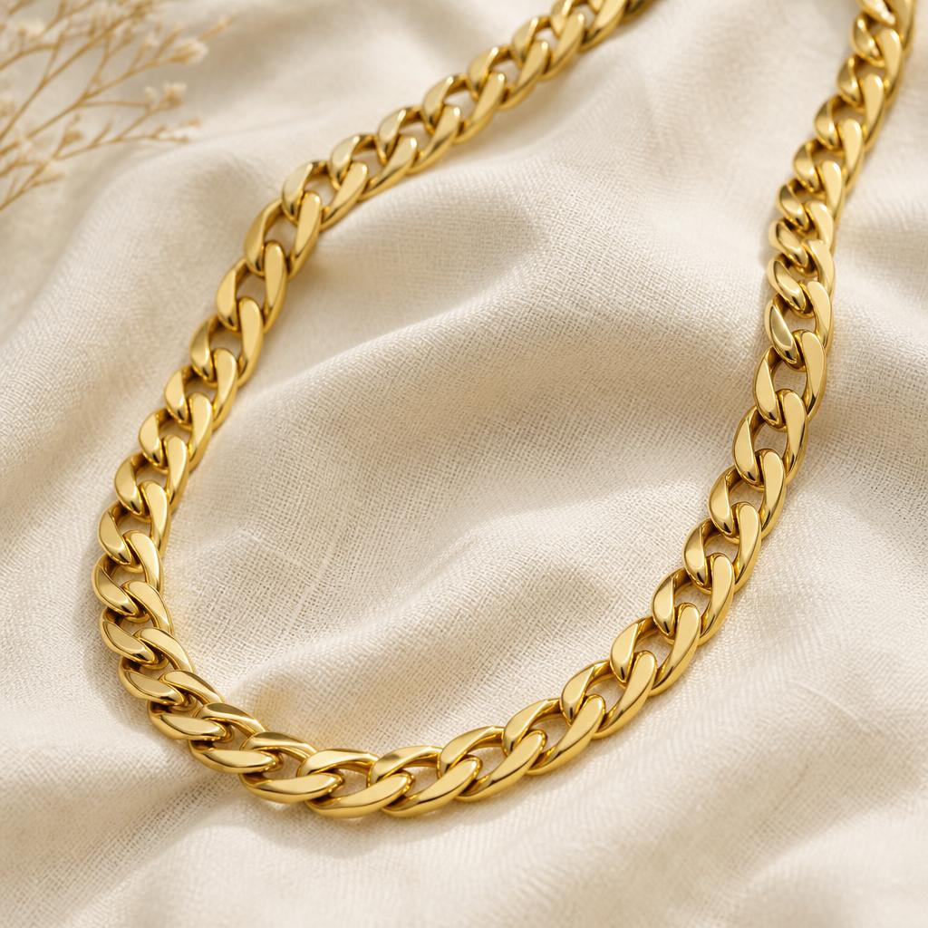 How to Wear Statement Jewelry Without Overdoing It